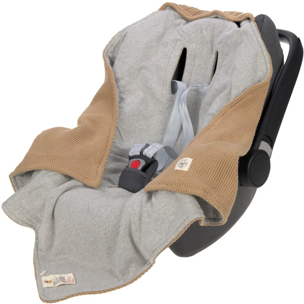 Bio Strick Baby-Einschlagdecke in Camel Braun von Lässig Größe 78x78 cm